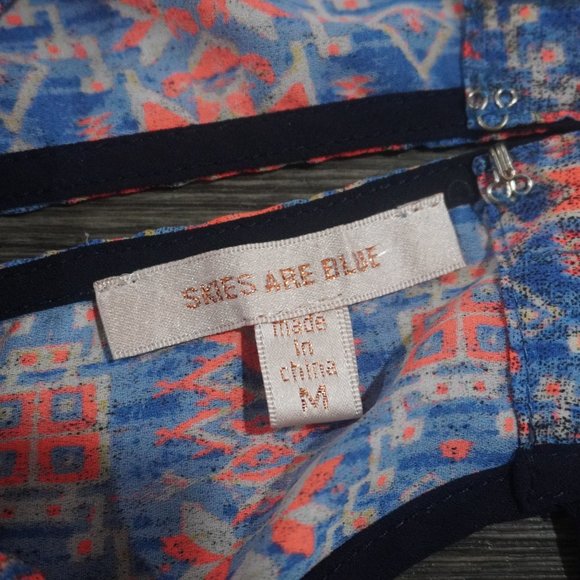 Halter Cut Tank Top - Picture 2 of 4